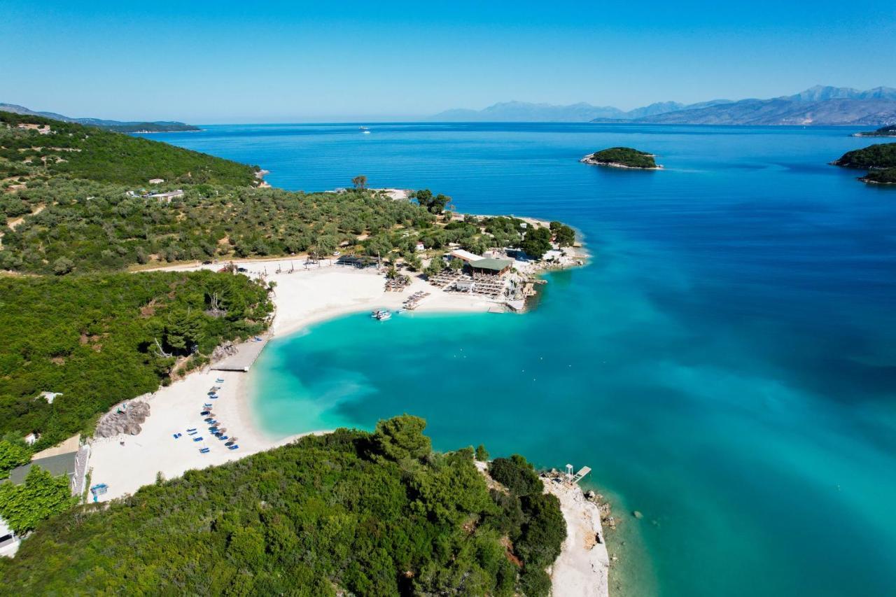 Hotel Two Mermaids Ksamil Bagian luar foto
