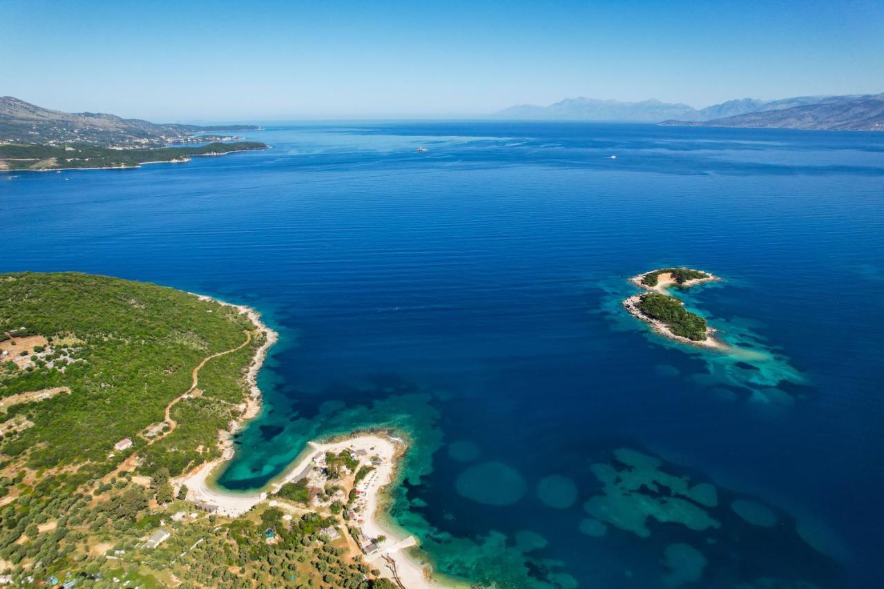 Hotel Two Mermaids Ksamil Bagian luar foto