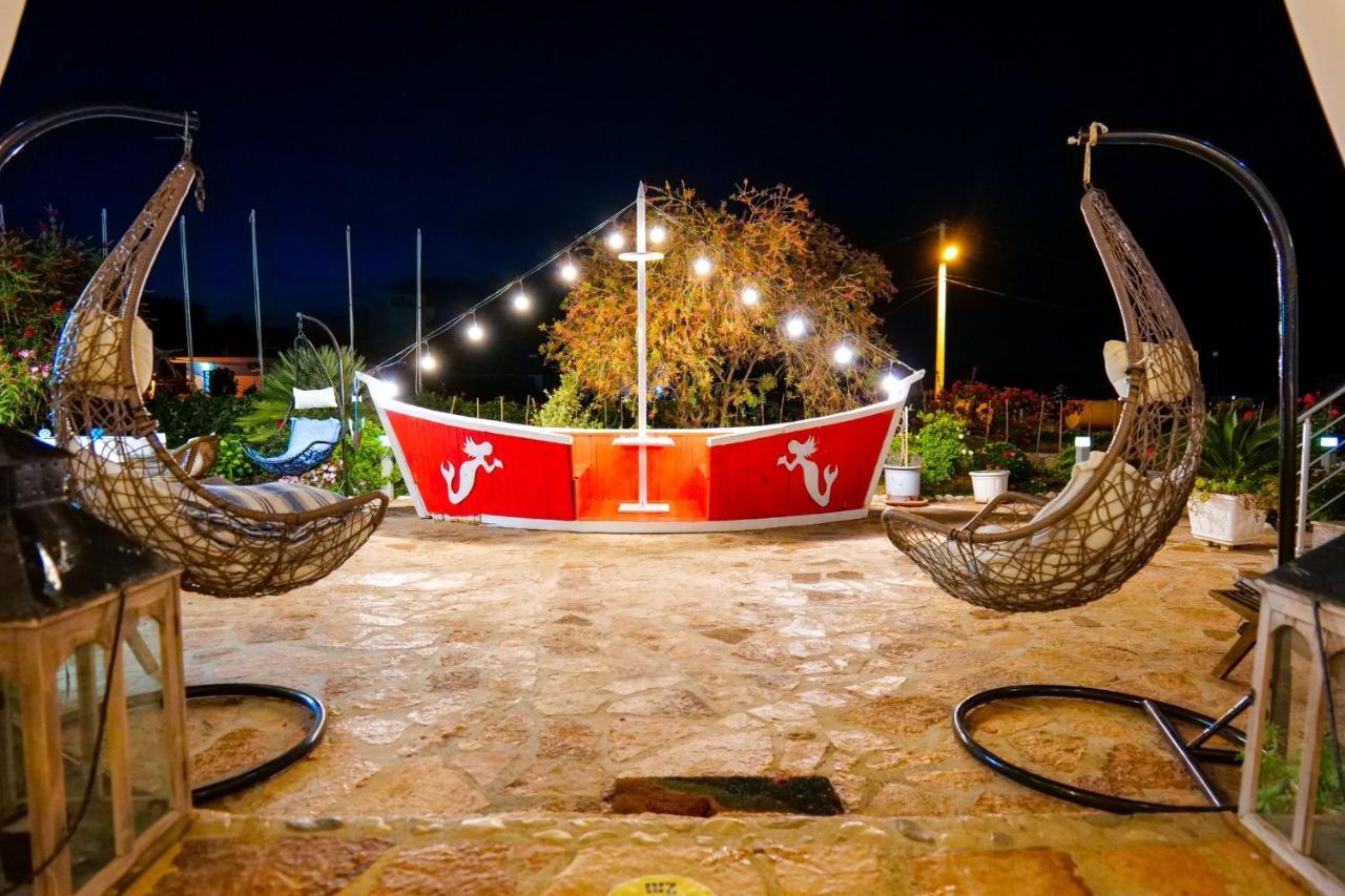 Hotel Two Mermaids Ksamil Bagian luar foto