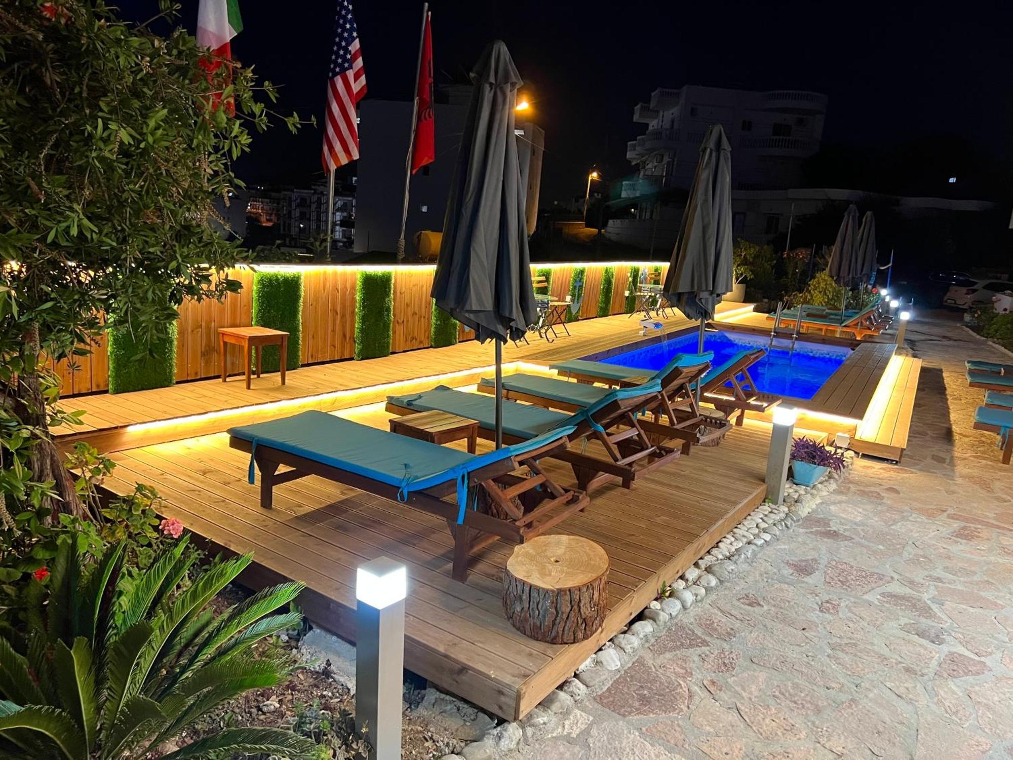 Hotel Two Mermaids Ksamil Bagian luar foto
