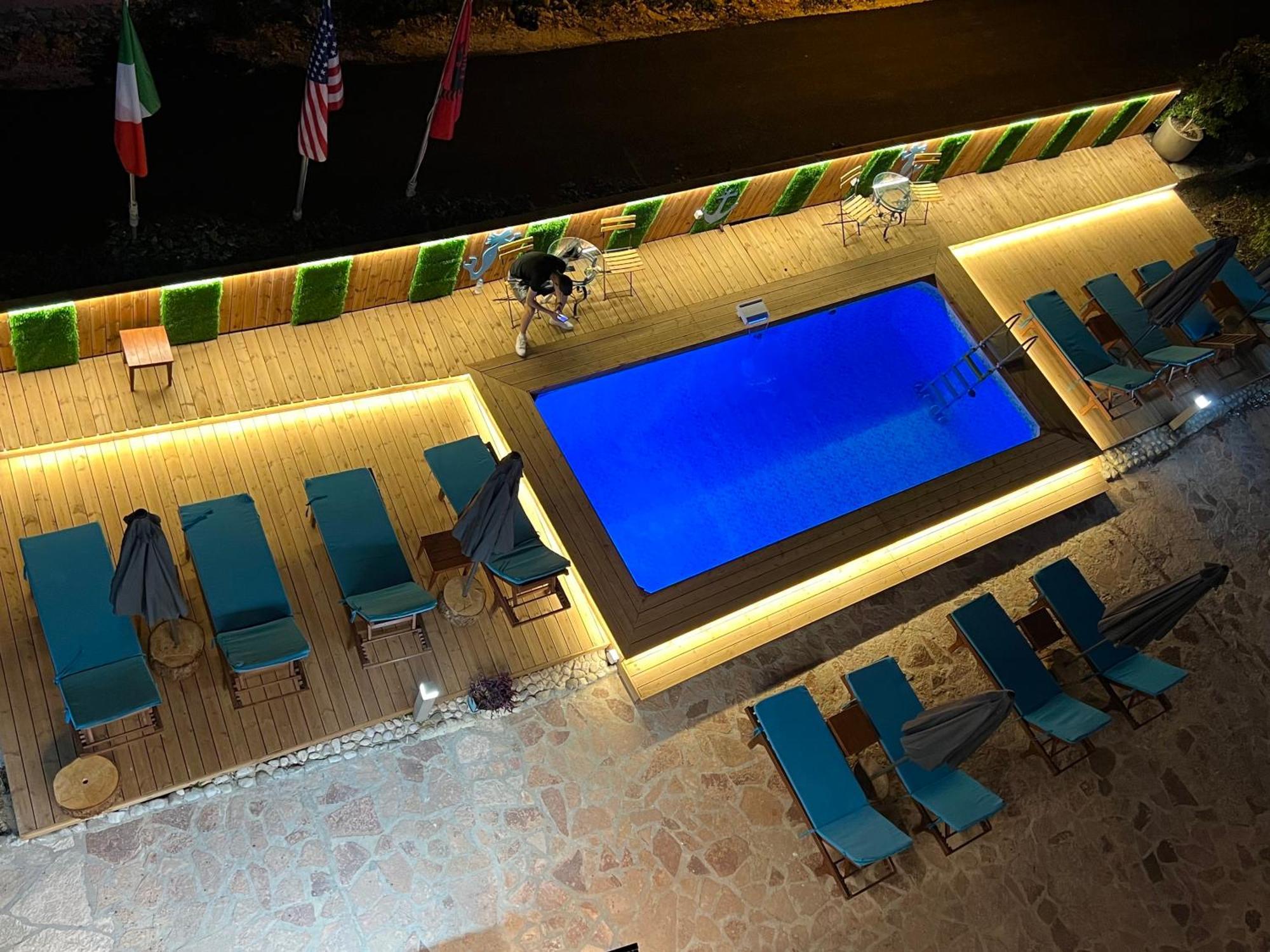 Hotel Two Mermaids Ksamil Bagian luar foto