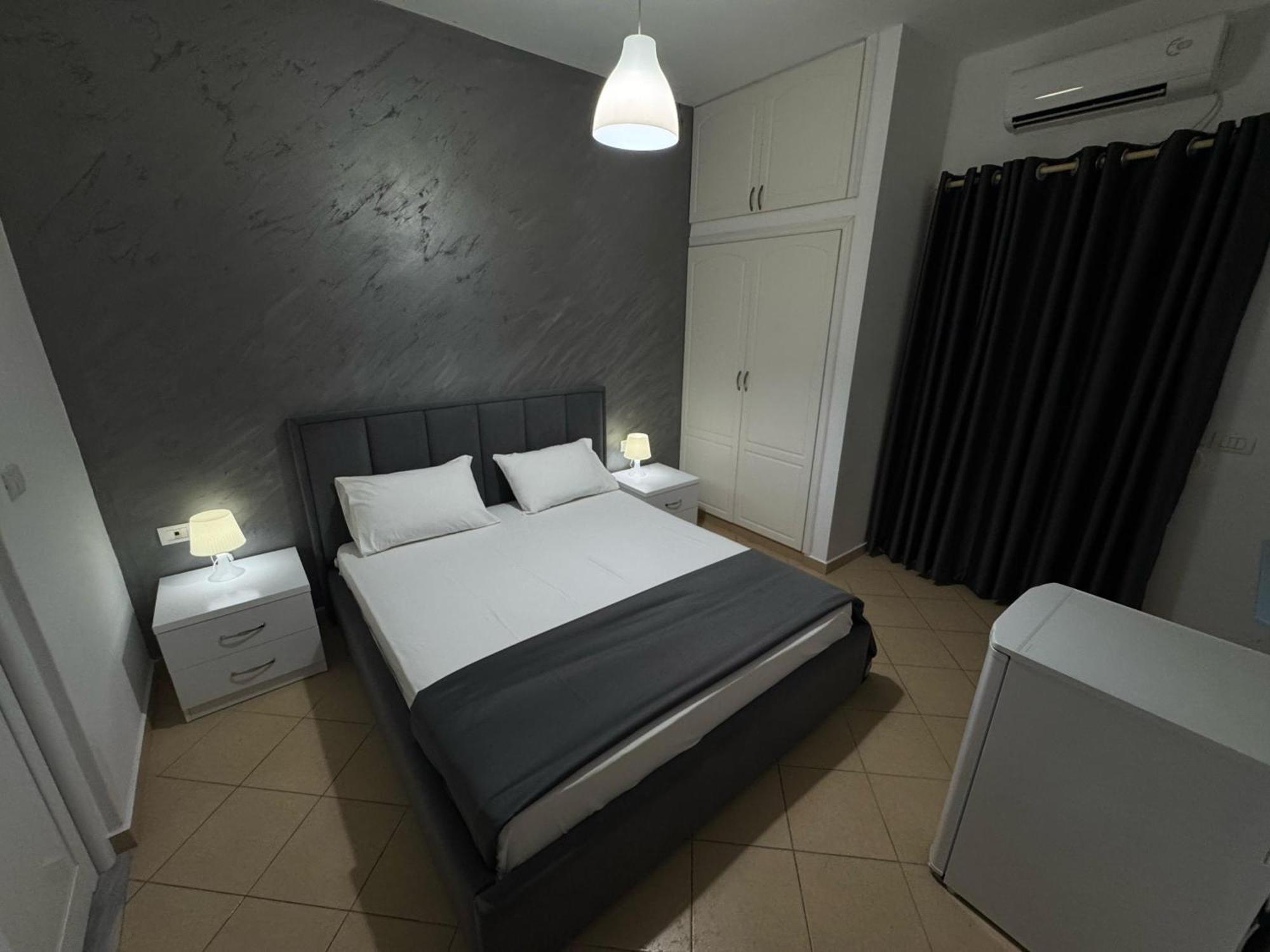 Hotel Two Mermaids Ksamil Bagian luar foto
