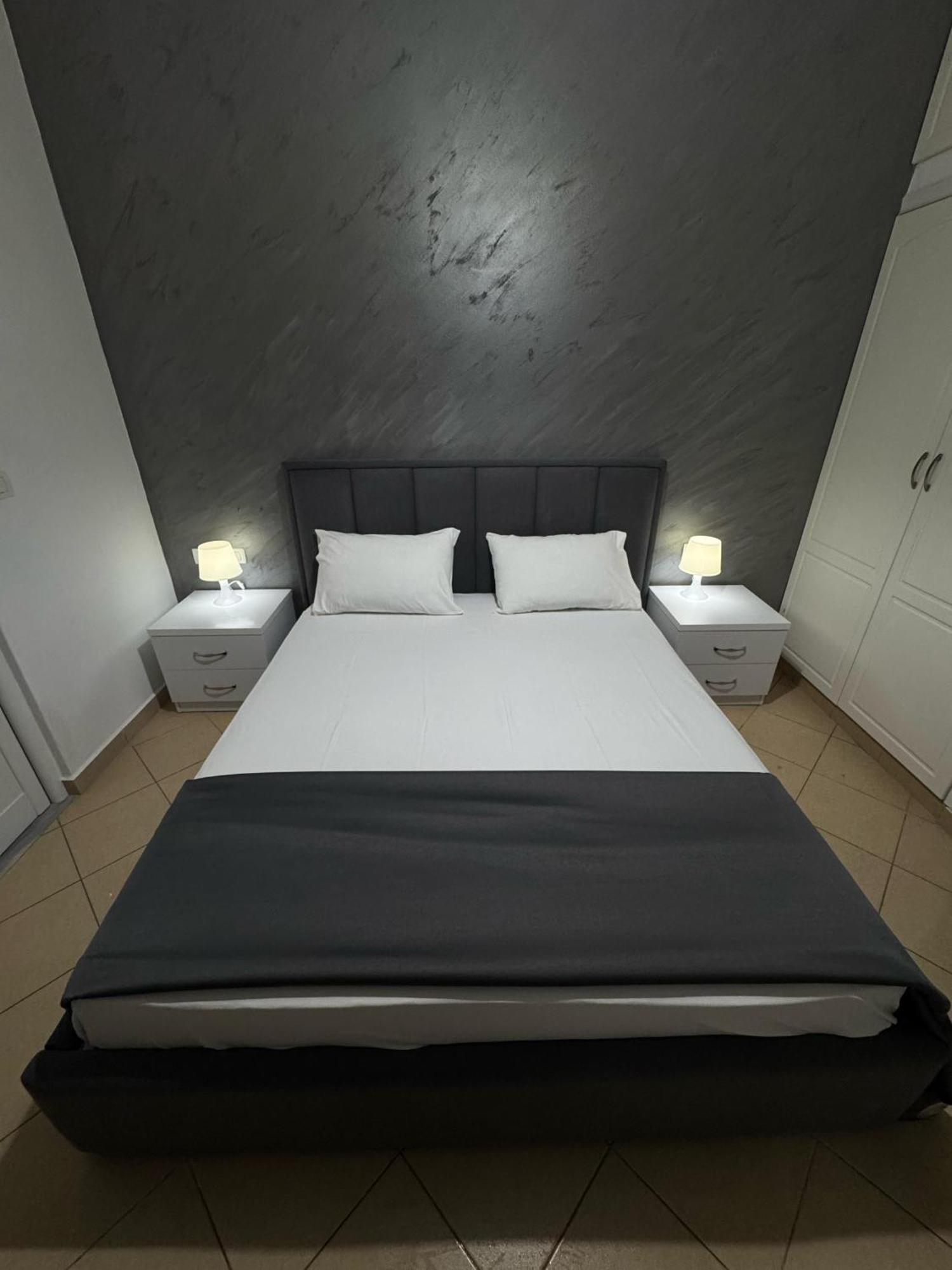 Hotel Two Mermaids Ksamil Bagian luar foto